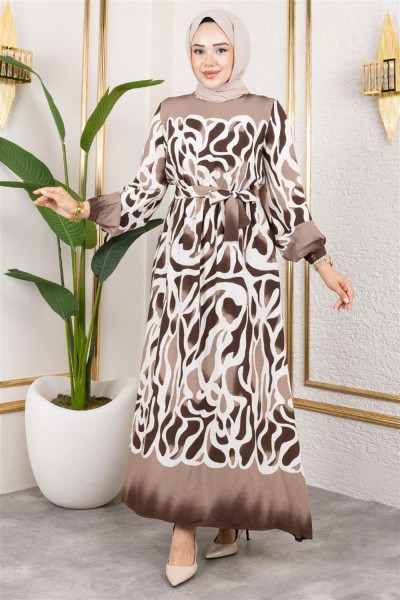 Batik Desenli Tesettür Elbise KAHVERENGİ - Thumbnail