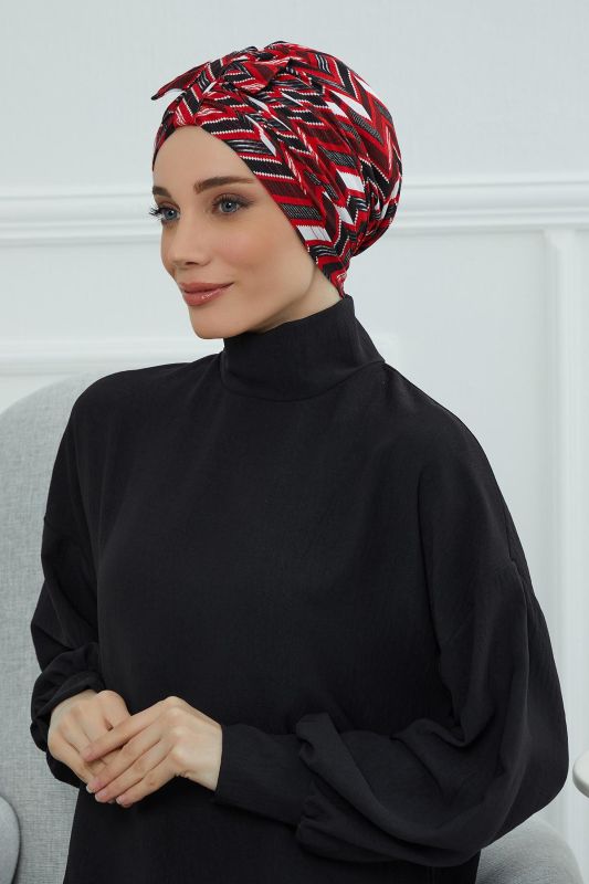 Desenli Önden Fiyonklu Bone,B-7YD Desen 33 - 2
