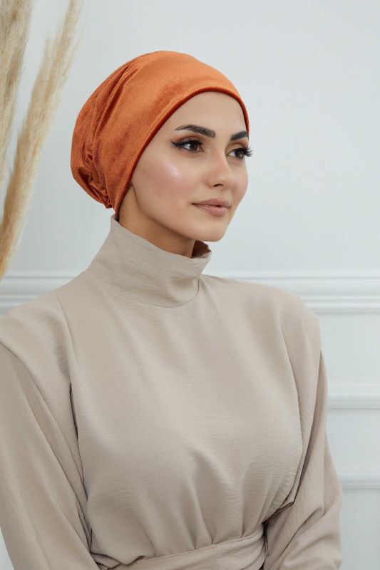 بونيه مخملي، بلاط B-49K - 3