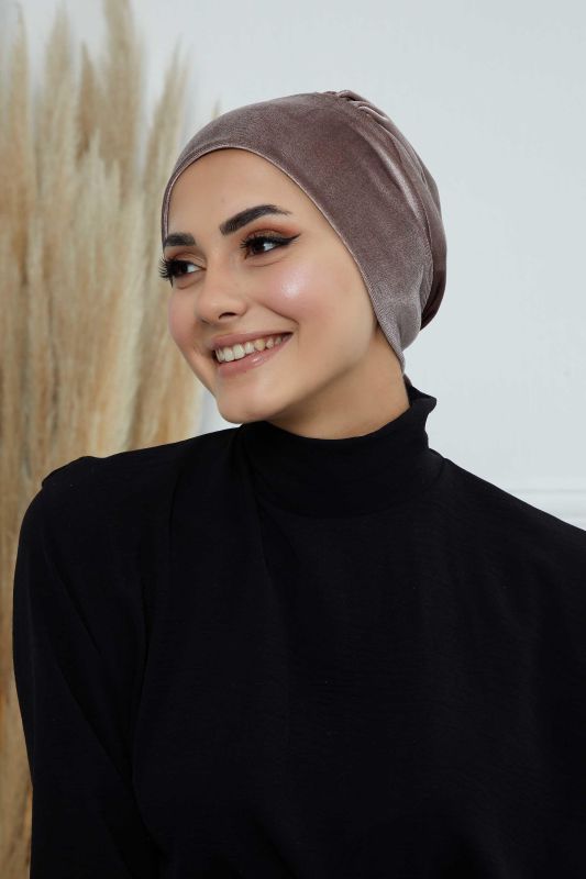 بونيه مخملي، B-49K مينك - 2