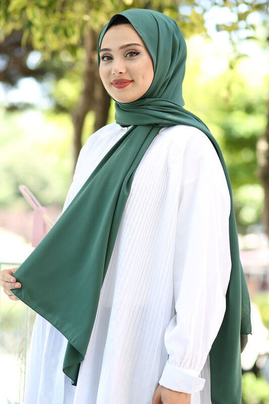 Medina Silk Shawl Emerald - 1