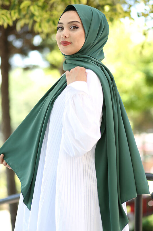 Medina Silk Shawl Emerald - 2