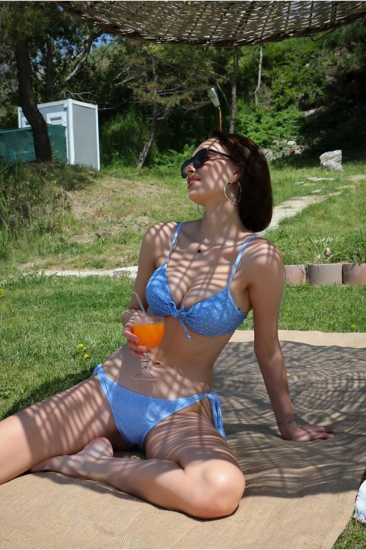 Moda Çizgi Kadın Yandan Bağlamalı Yarım Destekli Fiyonklu Alt Üst Bikini Takım Buz Mavisi 35014 - 1