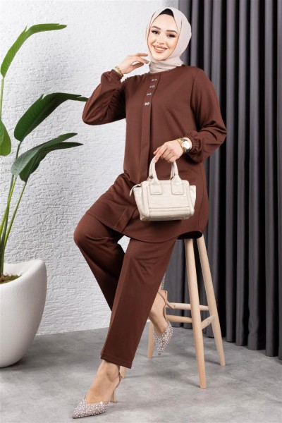 AYM - Önden Patlı Krep Takım KAHVERENGİ