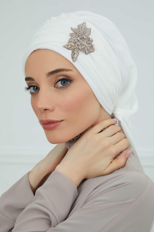 Pileli Taş Çiçek Aksesuarlı Şifon Hazır Türban,HT-105,HT-105 Kırık Beyaz - 3