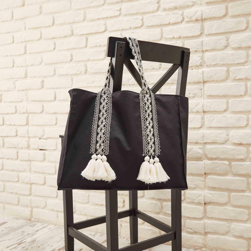 Tassel Detailed Daily Bag, C-15 Black - 2