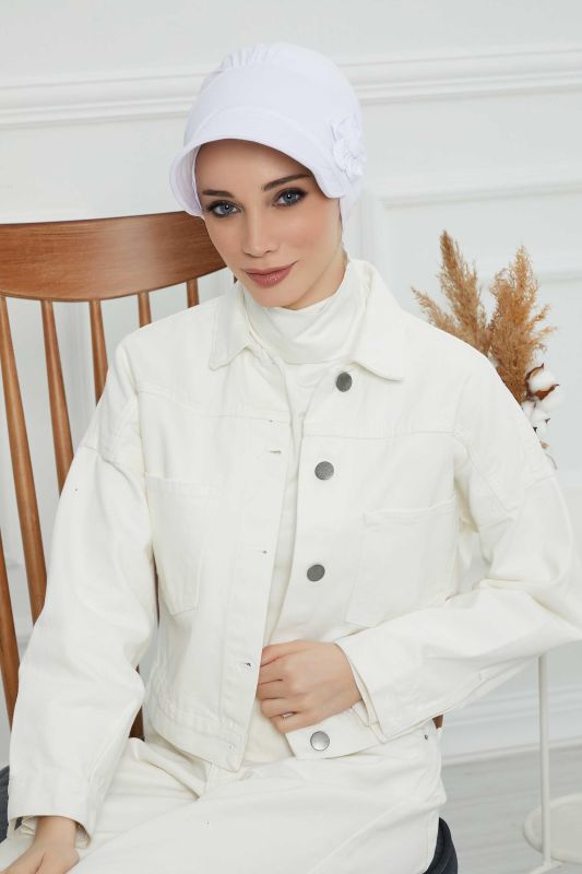 Siperlikli Çiçek Aksesuarlı Şapka Bone,B-72 Beyaz - 1