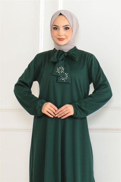 Taş Detaylı Tesettür Elbise ZÜMRÜT YEŞİLİ - Thumbnail