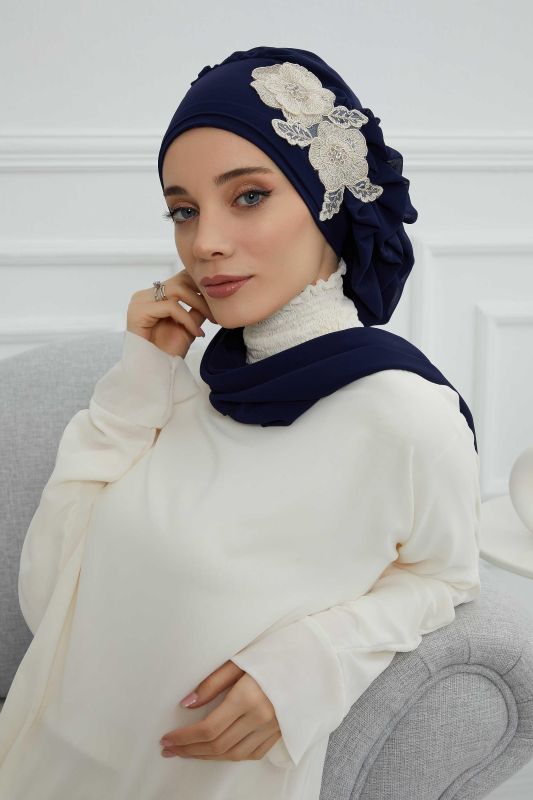Yandan Fırfırlı Çiçek Aksesuarlı Şifon Hazır Türban,HT-102,HT-102 Lacivert-Gold - 2