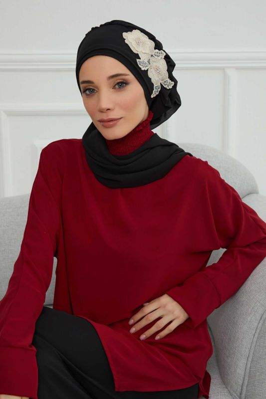 Yandan Fırfırlı Çiçek Aksesuarlı Şifon Hazır Türban,HT-102,HT-102 Siyah-Gold - 1
