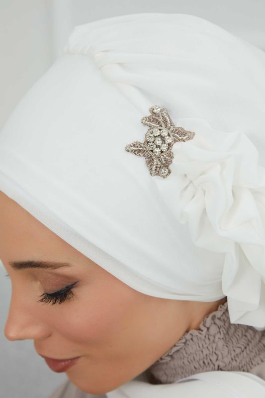 Yandan Fırfırlı Gümüş Aksesuarlı Şifon Hazır Türban,HT-106,HT-106 Kırık Beyaz - 4