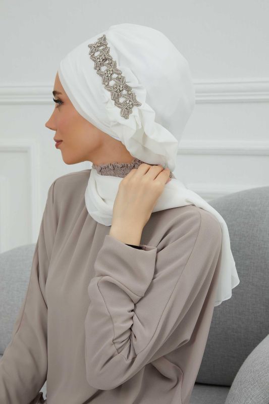Yandan Fırfırlı Taş Aksesuarlı Şifon Hazır Türban,HT-100,HT-100 Kırık Beyaz - 7