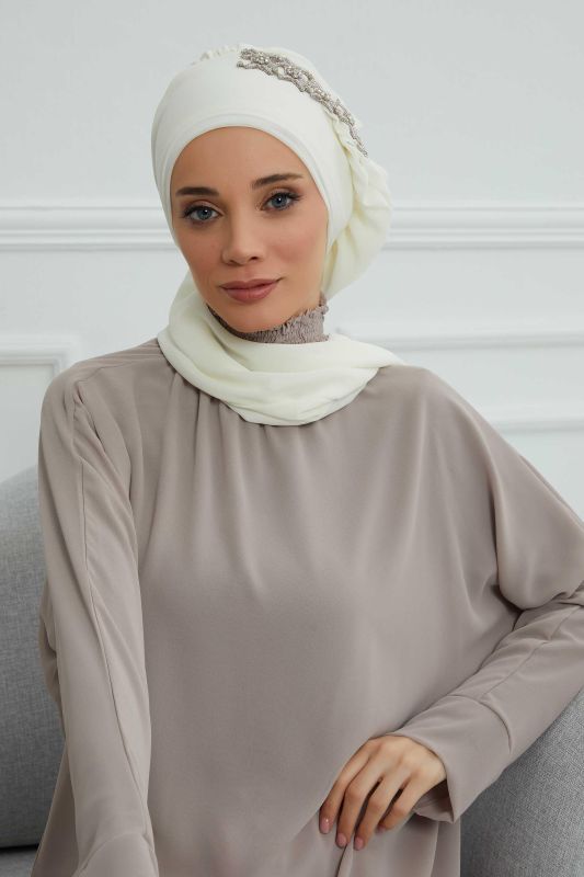 Yandan Fırfırlı Taş Aksesuarlı Şifon Hazır Türban,HT-100,HT-100 Krem - 3