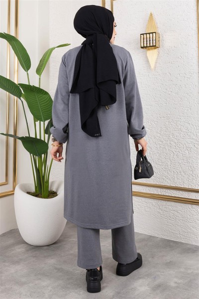 Yırtmaç Detaylı Spor Takım GRİ - Thumbnail